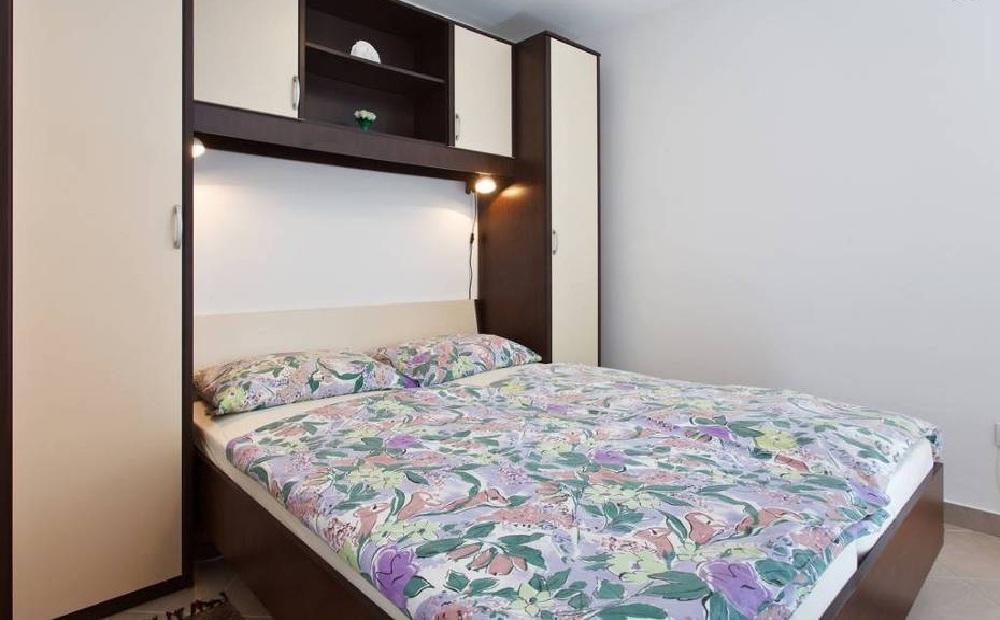Apartments Mali Raj Vranjic Exterior foto